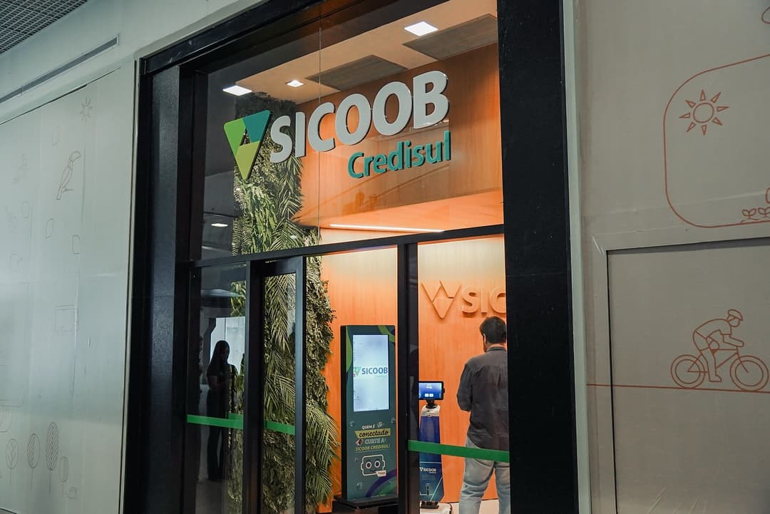 Fachada da Sicoob Credisul no shopping